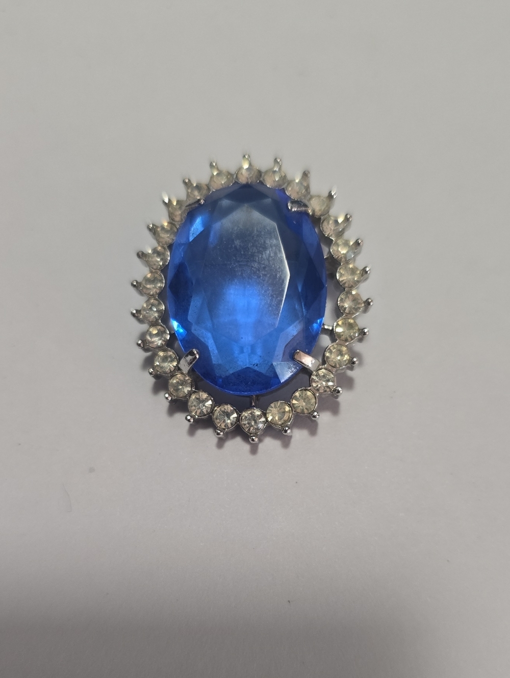 Classic Oval Blue Crystal Cocktail Brooch/Pendant with Clear Accent Stones